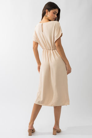 
            
                Load image into Gallery viewer, S/S ELASTIC SHIRRING MIDI DRESS
            
        