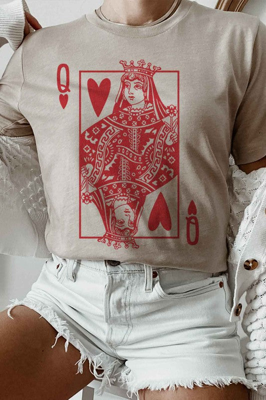 PLUS SIZE QUEEN OF HEARTS GRAPHIC TEE / T-SHIRT