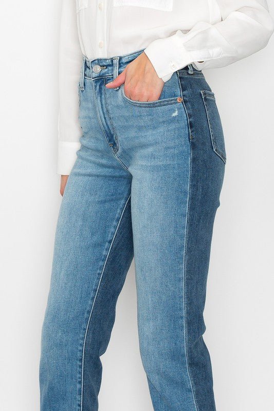 
            
                Load image into Gallery viewer, PLUS SIZE - HIGH RISE STRAIGHT JEANS
            
        