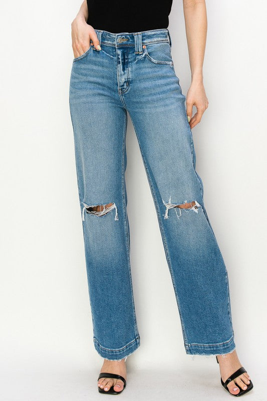 
            
                Load image into Gallery viewer, PLUS SIZE - HIGH RISE STRAIGHT LEG JEANS
            
        