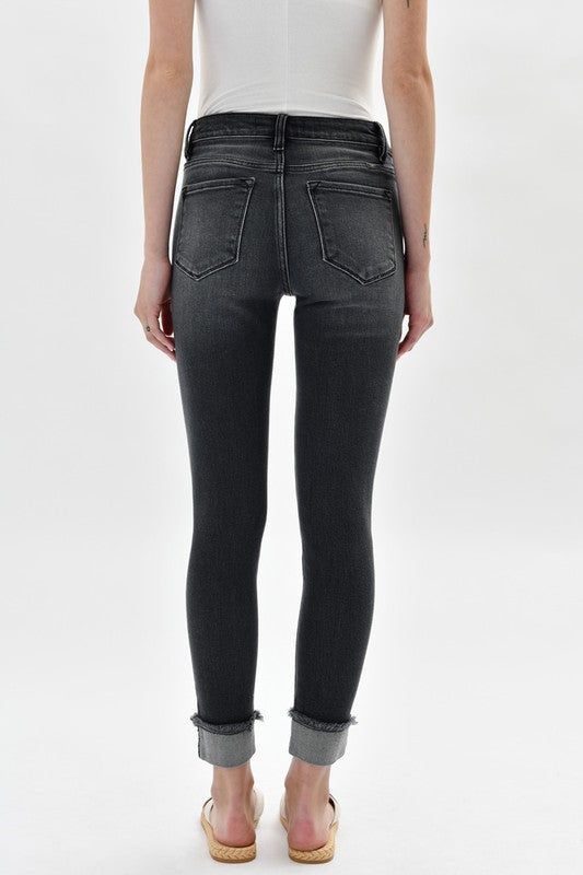 On Point Cuffed Jeans - ClassyQueen_Boutique