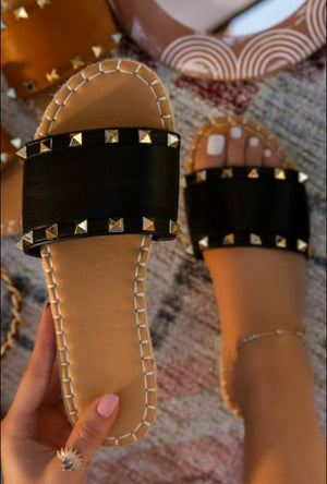 
            
                Load image into Gallery viewer, Hey Stud Sandals - ClassyQueen_Boutique
            
        