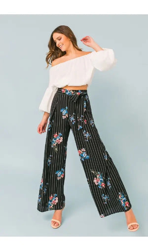 
            
                Load image into Gallery viewer, Floral Wide Leg Pants
            
        